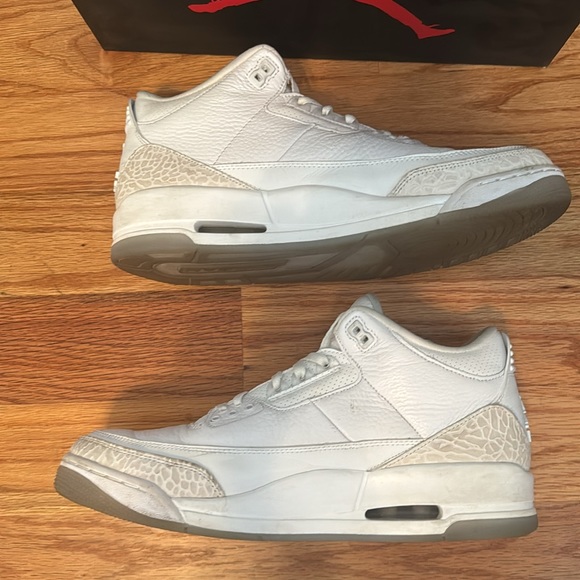 Mens Nike Air Jordan III Retro “Triple White” sz11.5 Desdstock VNDS Good Quality - Picture 3 of 14